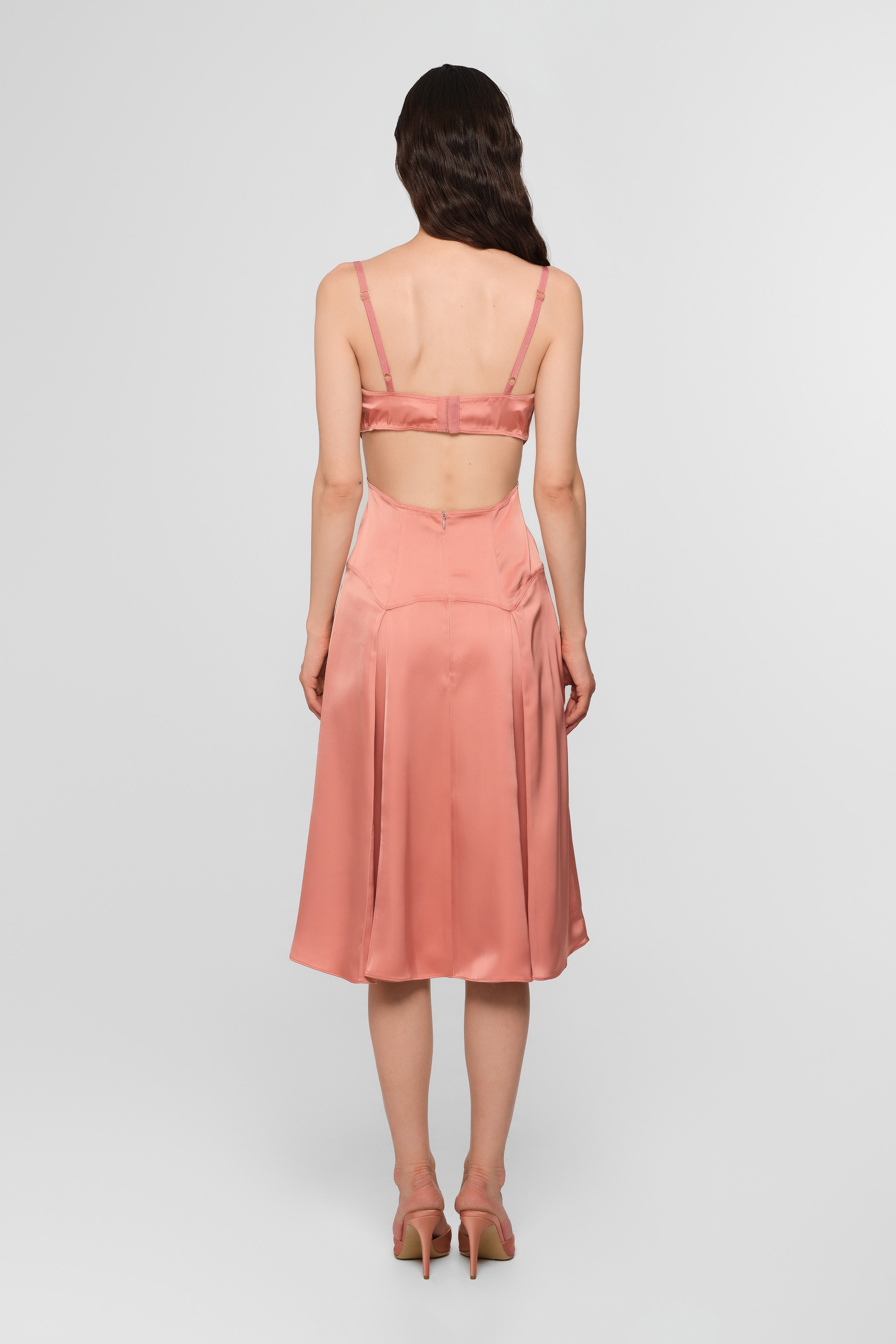 Rochie roz fad din satin Escapade